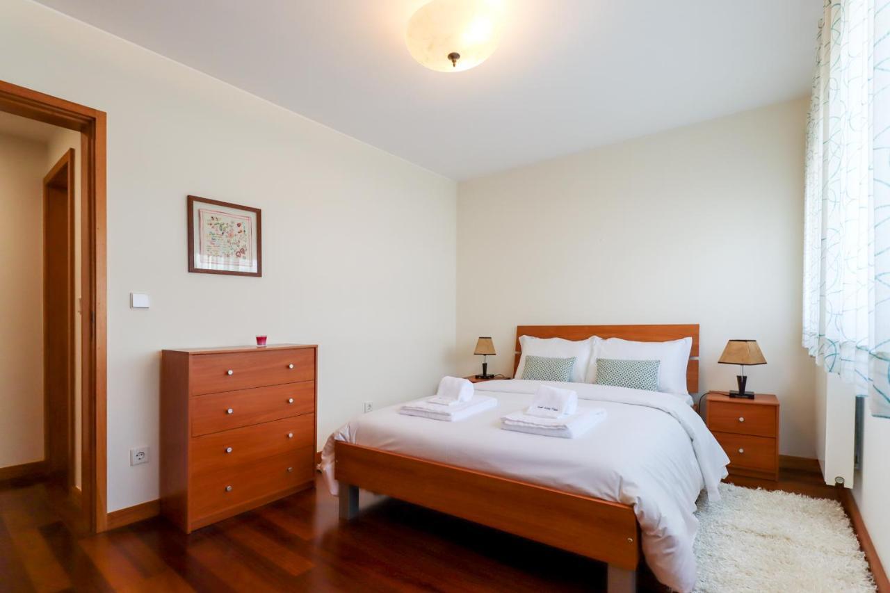 Sweet Living Viana - City Centre Apartment With Garage Viana do Castelo Kültér fotó